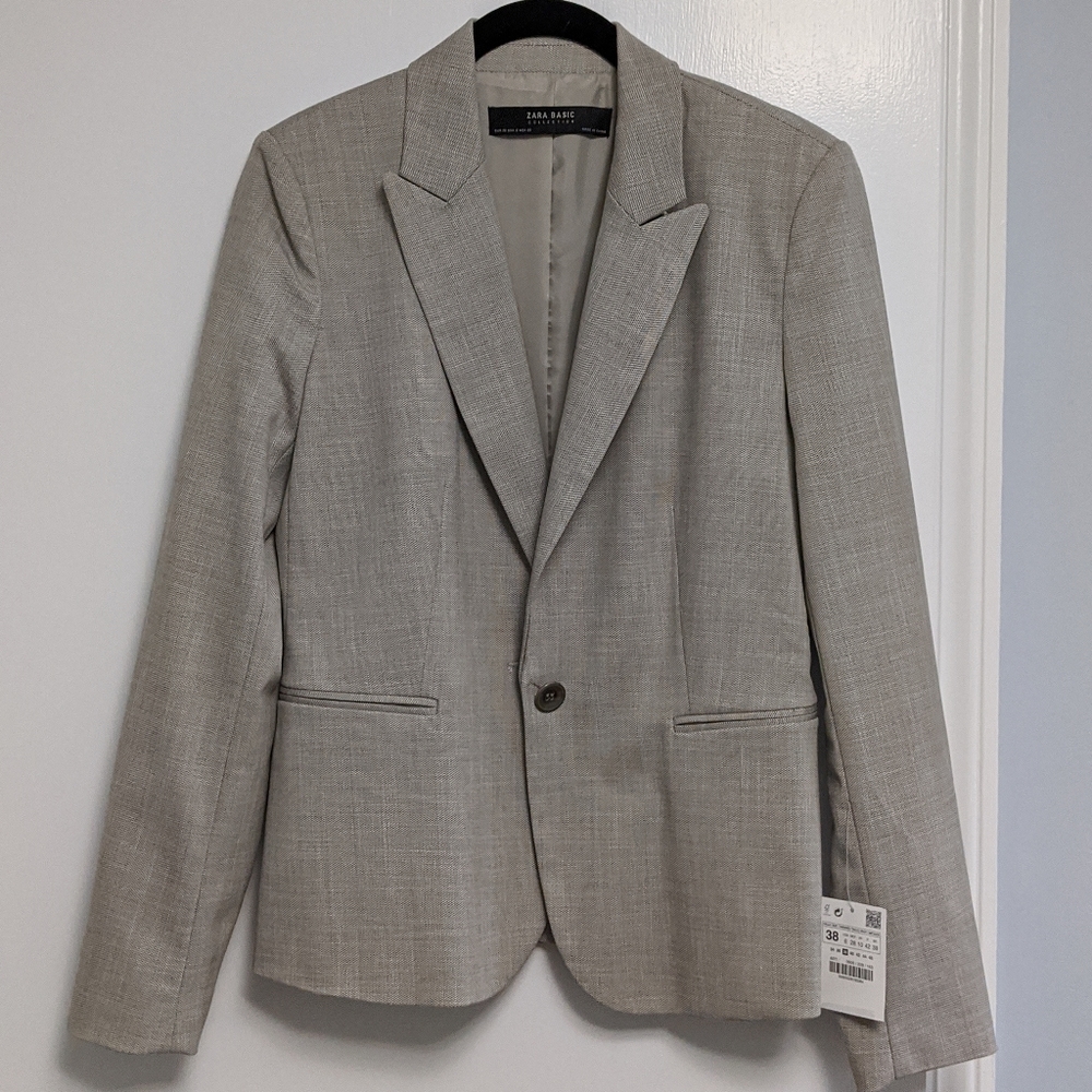 NEW Zara Blazer size 6 / medium